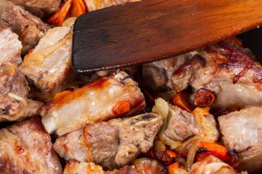 Pişirme kızartma sebze kabak tatlı biber, yemek pişirmek. Pişirme kızartma sebze kabak tatlı biber, yemek pişirmek.