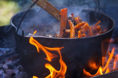 Bowler şenlik ateşi yangın pişirme yaz, çorba.