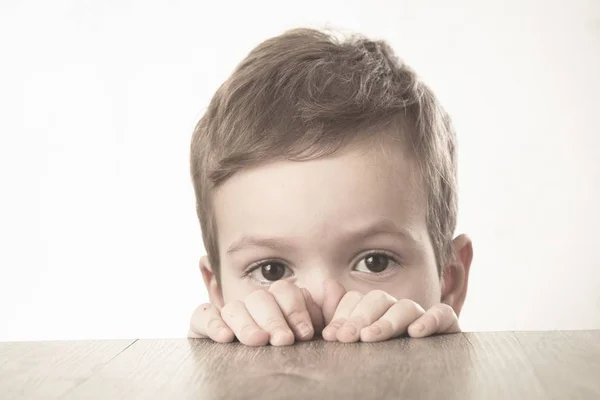 Jongen kind gezicht Kid kindertijd. Geluk. — Stockfoto