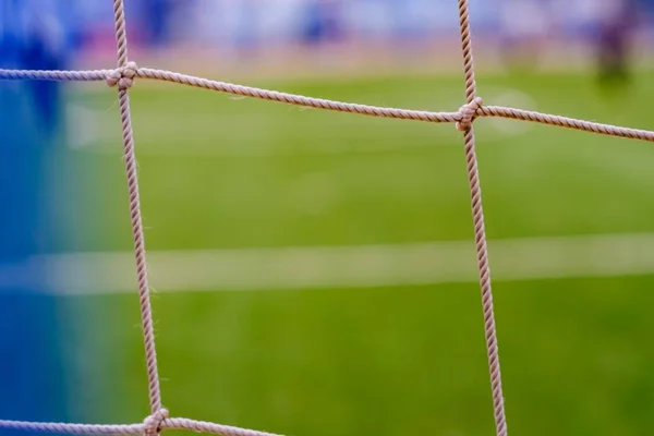 Grünes Fußballfeld Fußballrasen, Ecke. — Stockfoto