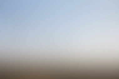 Degrade arka plan sis, sis, çiğ, yağmur, kopya alanı ile bulutlu