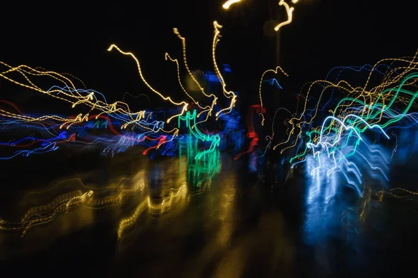 Salju abstrak kabur dari latar belakang kota malam.City . — Stok Foto