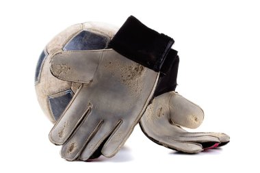 Top kaleci spor giyim ve futbol oyun eldiven, arka plan.