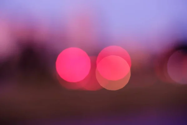 Abstrakt natt färg City Street, glödande. — Stockfoto