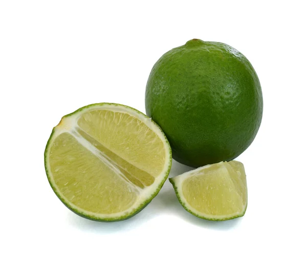 Sliced Limoen Fruit Geïsoleerd Witte Achtergrond — Stockfoto