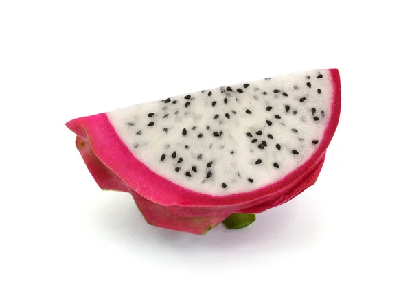 Pitahaya Fruchtscheibe Isoliert Auf Weißem Hintergrund — Stockfoto