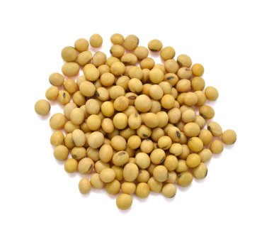 Beyaz arkaplanda soyalı soya fasulyesi