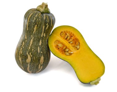 Beyaz arkaplanda izole edilmiş taze balkabağı