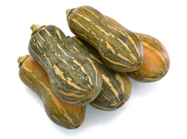 Beyaz arkaplanda izole edilmiş taze balkabağı