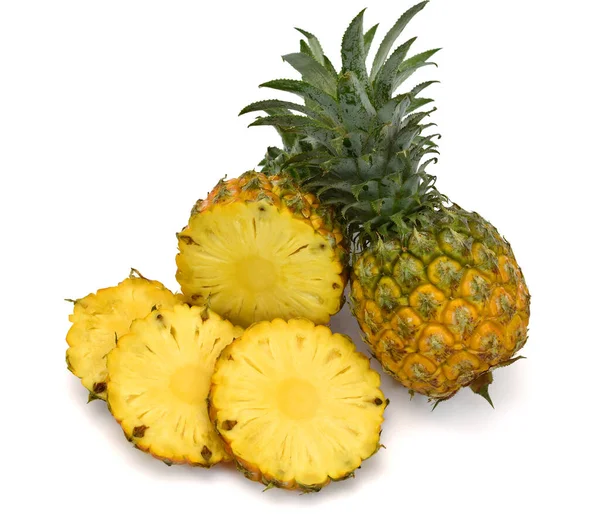 Plasterki Ananasa Izolowane Białym Tle — Zdjęcie stockowe