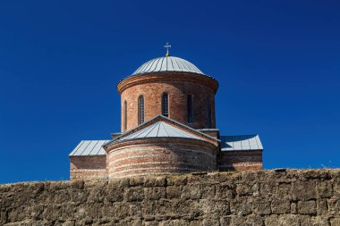 Kafkasya 'da bir kubbesi olan Ortodoks Kilisesi.