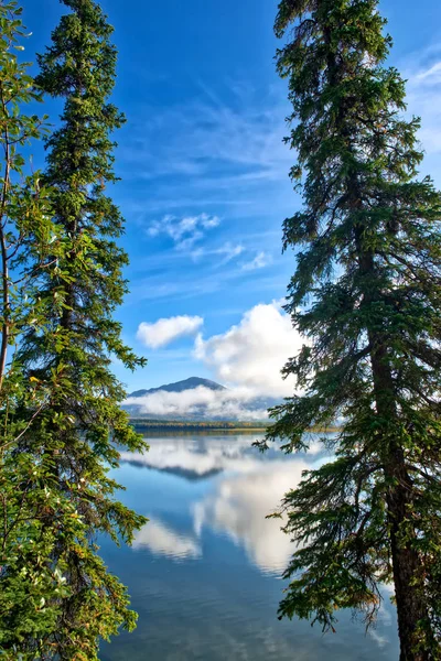 Berge Und Spiegelungen Skilak See Auf Der Kenianischen Halbinsel Alaska — Stockfoto