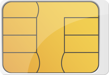 Temiz, sarı abone kimlik modülü (SIM) beyaz arka plana ayarlandı. Görüntü modern hücresel teknolojiyi ve bağlantıyı vurguluyor.