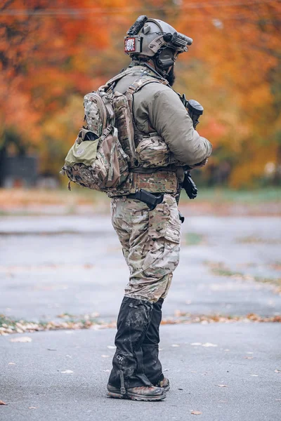 Kyiv Ukraine Outubro 2017 Homem Uniforme Militar Moderno Com Capacete — Fotografia de Stock