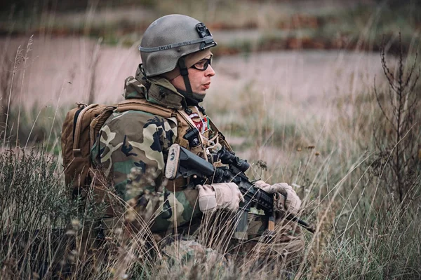 Kyiv Ukraine October 2017 Man Military Uniform Sitting High Grass — Stock Photo, Image