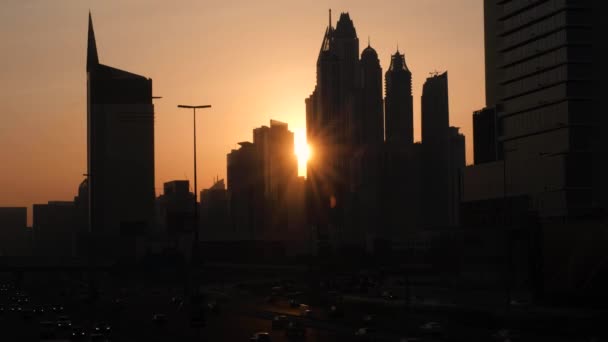 Дубай хмарочоси на заході сонця — стокове відео