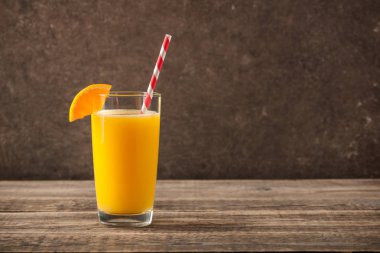 Taze portakal suyu, kopya alanı