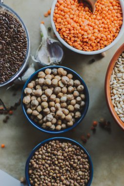 fasulye tohumları bir kabın içinde çeşitli