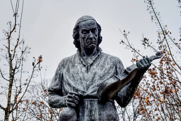 Het Standbeeld Van Antonio Stradivari Cremona Italië Hij Een Italiaanse — Stockfoto