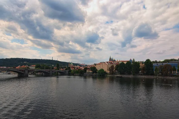 Vista Panoramica Del Centro Storico Praga Ponte Manes Fiume Moldava — Foto Stock
