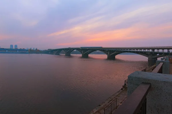 Vue Panoramique Grand Angle Rivière Dnipro Remblai Merto Bridge Avec — Photo