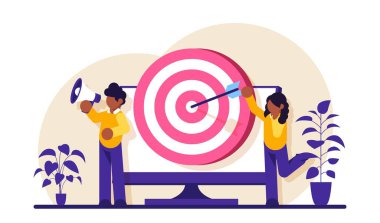 Adreslenebilir reklam konsepti. Erkek ve kadın pazarlamacılar bir ürün veya hizmet tanıtırlar. Ekranda ok darbesi almış bir hedef var. Modern düz resimleme.