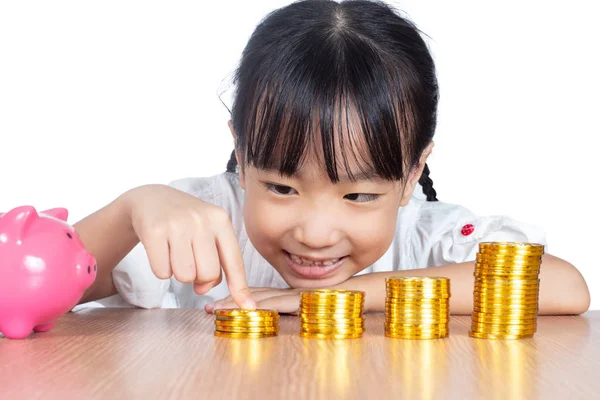 Asiática China Niña Jugando Con Oro Bitcoin Aislado Fondo Blanco — Foto de Stock