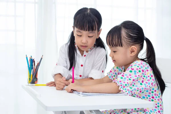 Asian Little Chinese Sisters Doing Homework Home — Stock Photo, Image