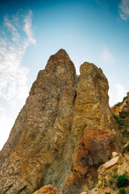 Uçurum ve Cape Fiolent Kırım'ın Dağları