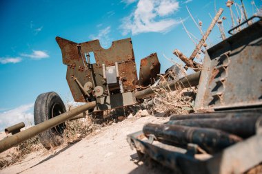 Sovyet yarı otomatik tanksavar topu kalibre 45 mm.