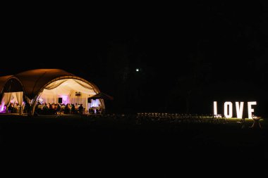 Ziyafet salonu düğün dekoratif elemanları ile için