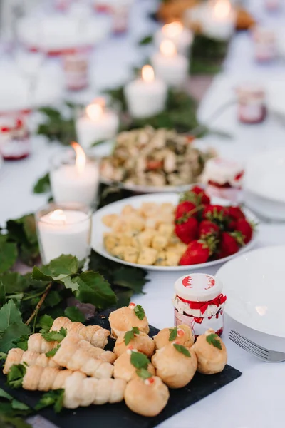 Festvåning för bröllop med dekorativa element — Stockfoto