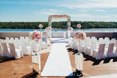 düğün töreni alanı