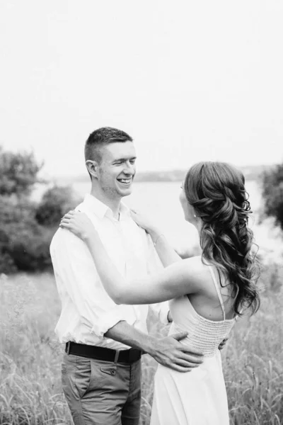 Happy Guy White Shirt Girl Turquoise Dress Bride Groom Walking — Stock Photo, Image