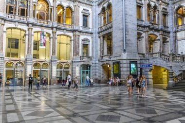 tren istasyonu antwerp