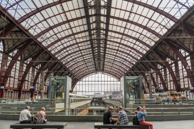 tren istasyonu antwerp