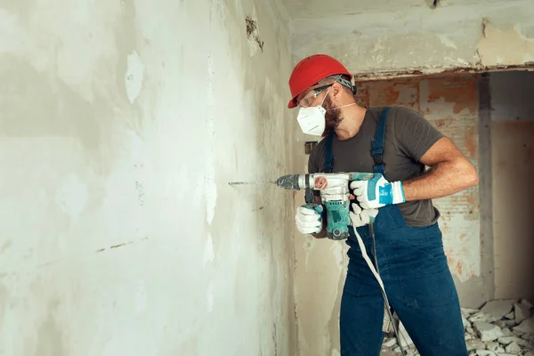 Builder Perforator Drills Holes Concrete Wall Builder Dressed Protective Suit — Stock Photo, Image