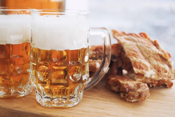 Füme kaburga ve bira
