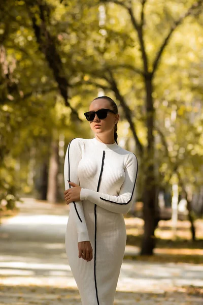 Stylish Female Model White Dress Sunglasses Looking Away While Standing — Stock Photo, Image