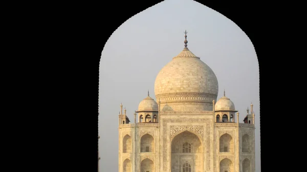 Taj Mahal Front Door Frame Isolated — Stock Photo, Image