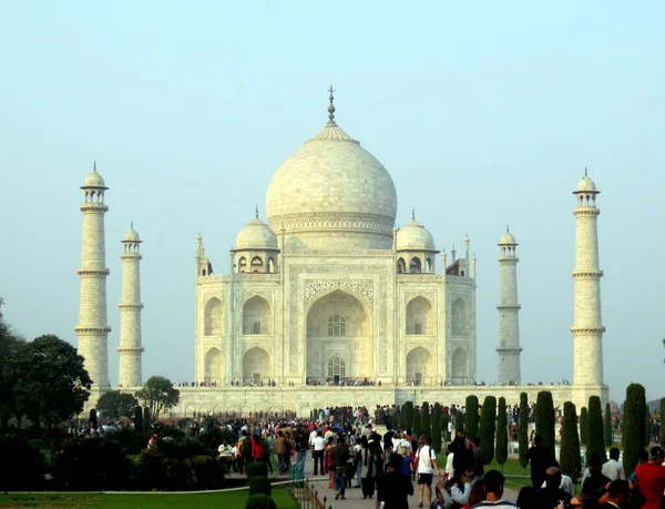 Taj Mahal Deki Insanlar — Stok fotoğraf