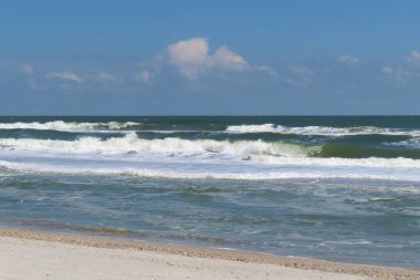 Kuzey Florida 'nın Atlantik kıyısında güzel bir okyanus manzarası