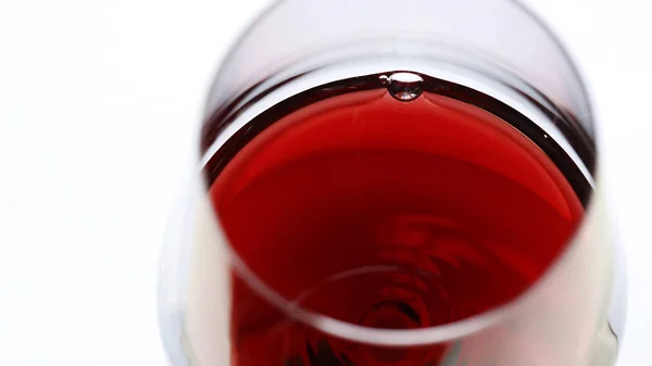 Vidrio Desenfocado Con Vino Tinto — Foto de Stock