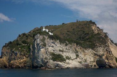 Pozzuoli körfezinde Miseno Burnu. Deniz manzarası