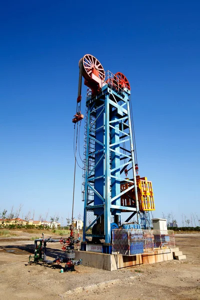 Petrol pompası, endüstriyel teçhizat