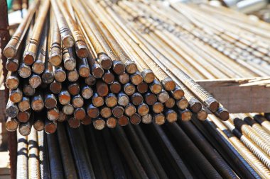 İnşaat alanında inşaat çubuğu düzenlendi