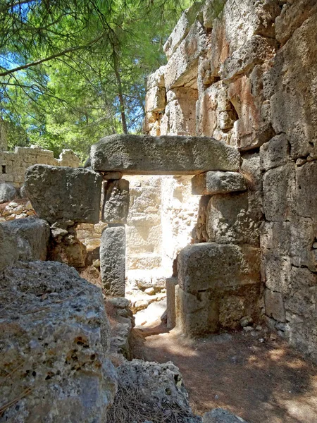 Steen Ruïnes Van Oude Romeinse Architectuur Phaselis Provincie Antalya Turkije — Stockfoto