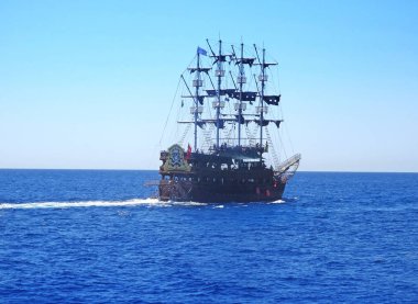 Akdeniz Yelkenli gemi                                   