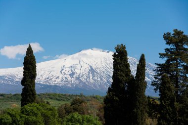 dağ etna, büyük bir İtalyan volkan, düz gördüm üzerinde kar