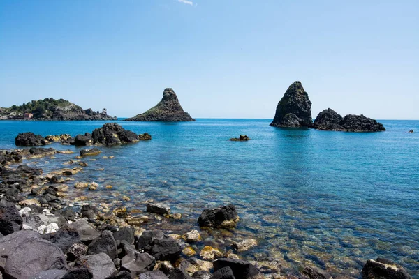 Islas Cíclope Acitrezza Sicilia Rocas Basalto Mar —  Fotos de Stock
